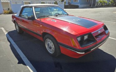 Ford-Mustang-convertible-1985-Red-White-12