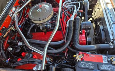 Ford-Mustang-convertible-1985-Red-White-3
