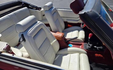 Ford-Mustang-convertible-1985-Red-White-8