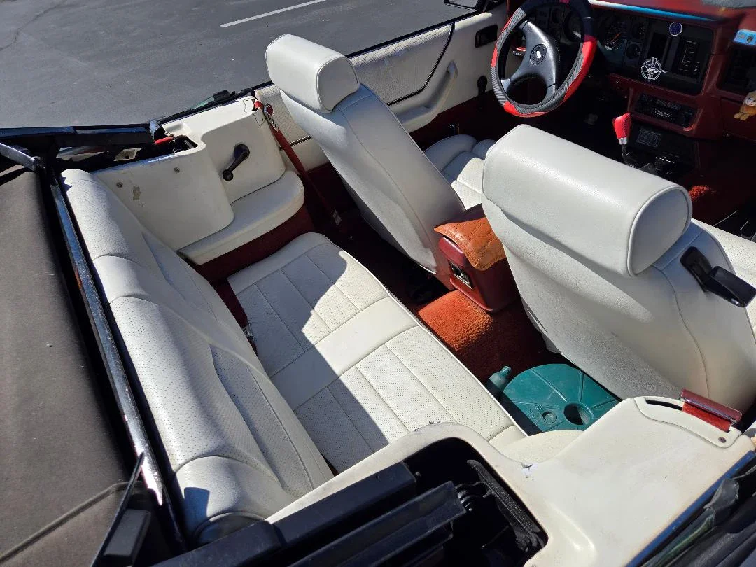 Ford-Mustang-convertible-1985-Red-White-9