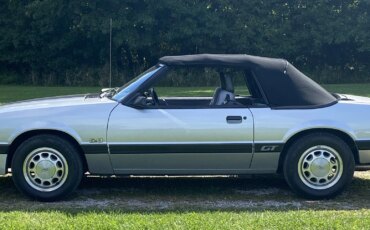 Ford-Mustang-convertible-1985-Silver-Gray-21