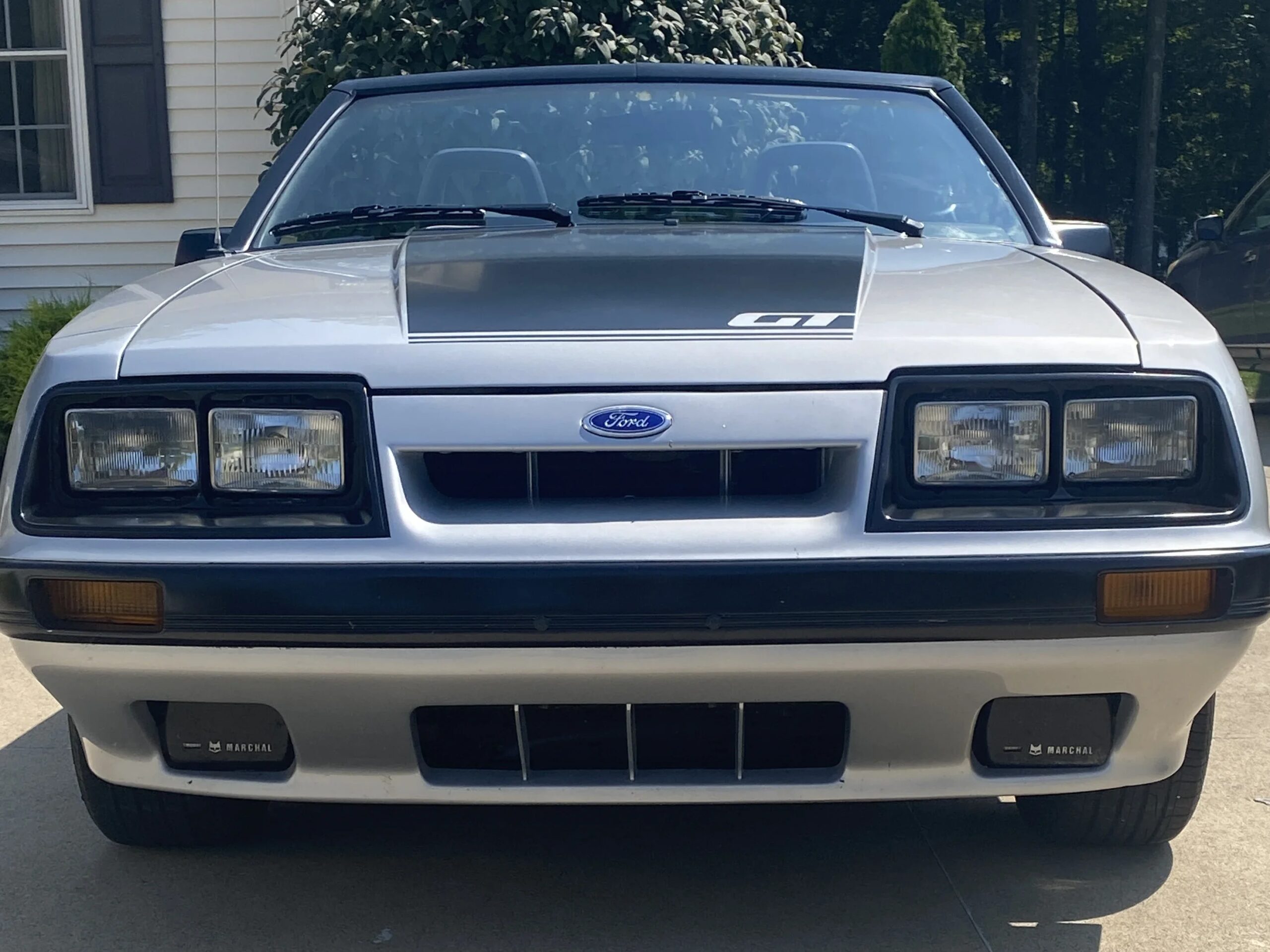 Ford-Mustang-convertible-1985-Silver-Gray-5