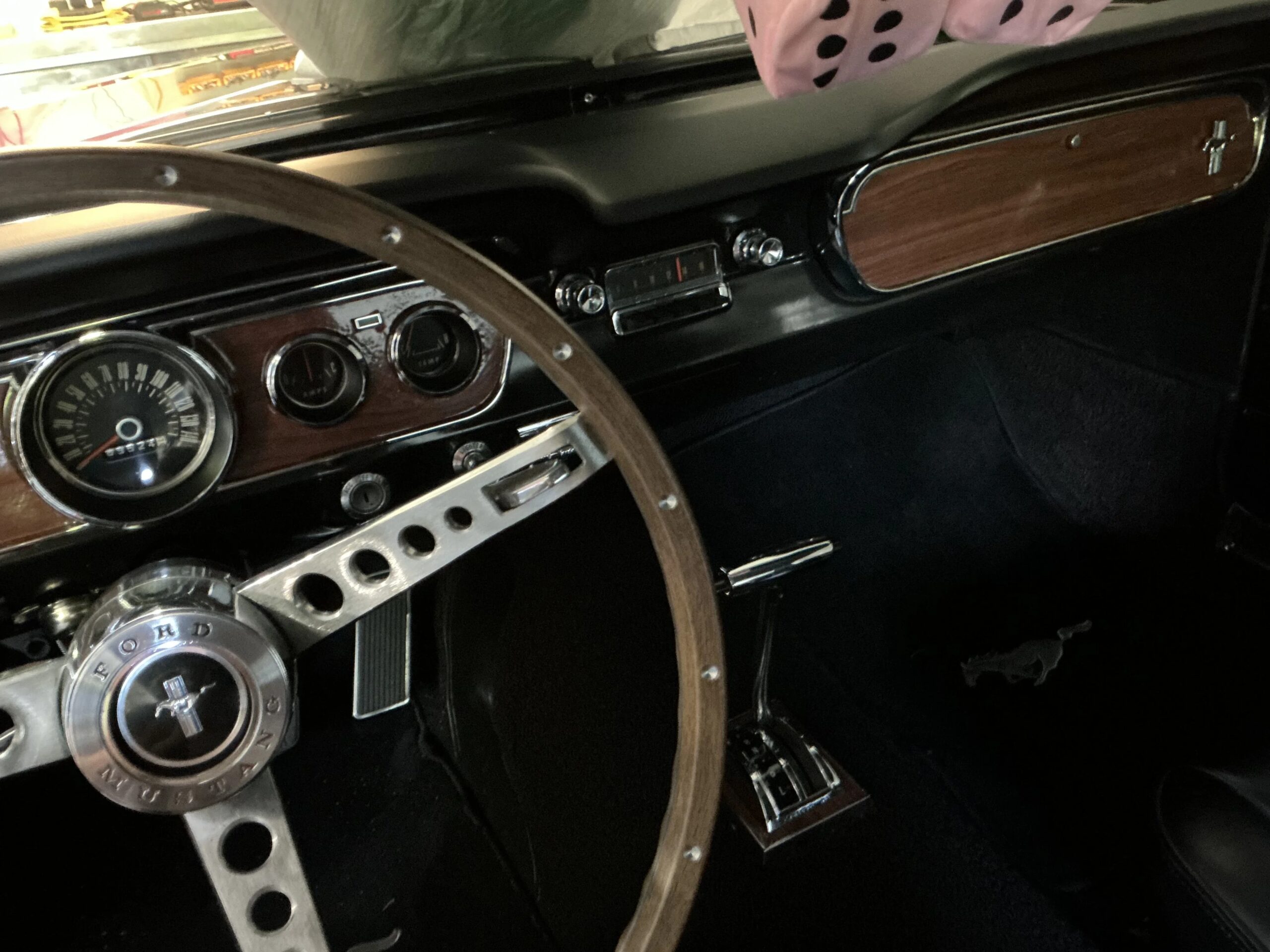 Ford-Mustang-coupe-1965-Black-21