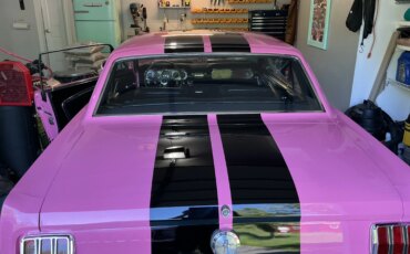 Ford-Mustang-coupe-1965-Black-26