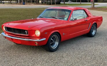 Ford-Mustang-coupe-1965-Red-Black-8