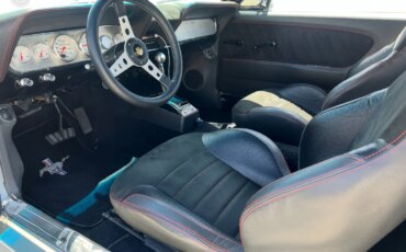 Ford-Mustang-coupe-1965-Silver-Black-5