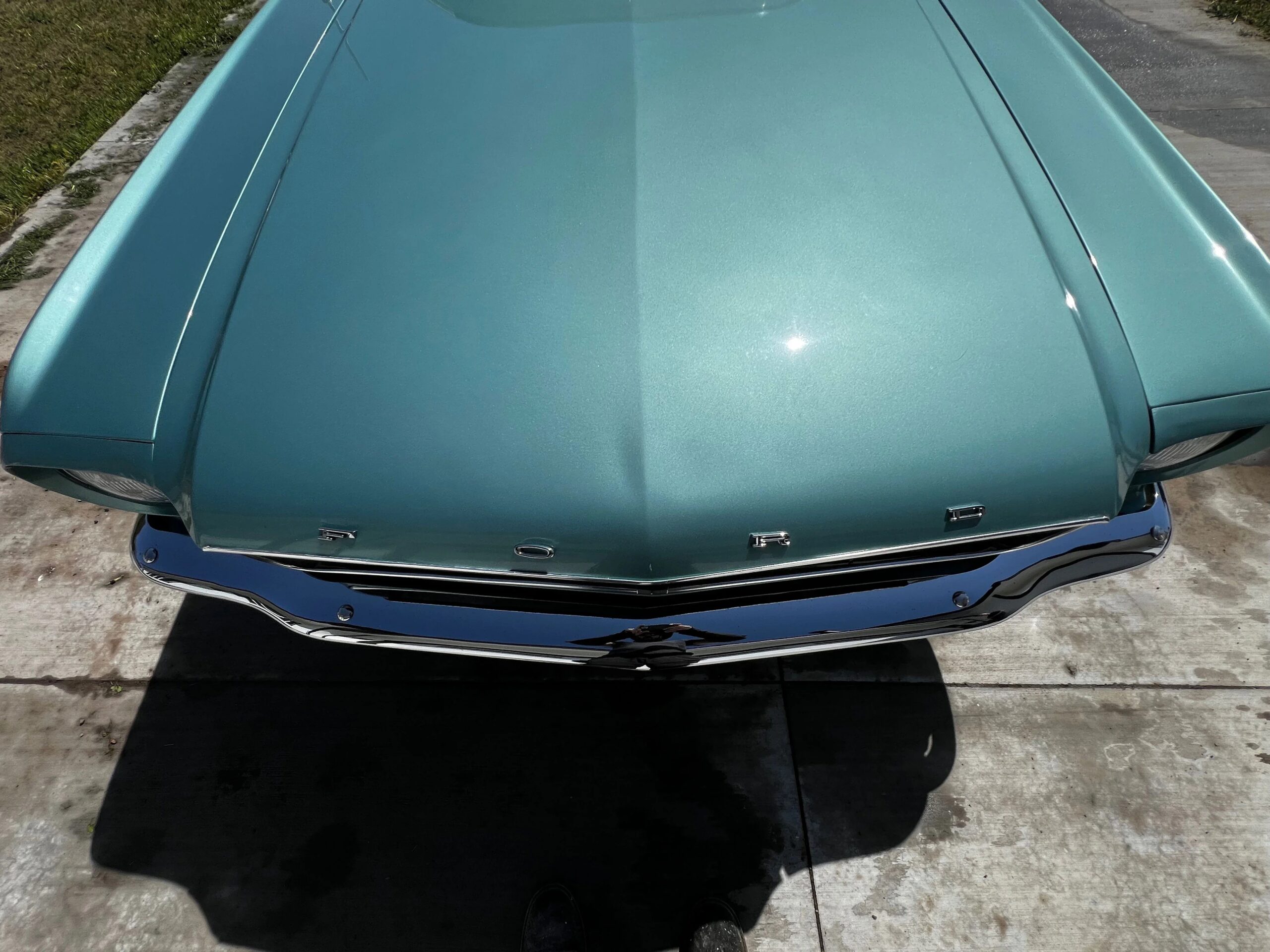 Ford-Mustang-coupe-1965-Turquoise-White-10