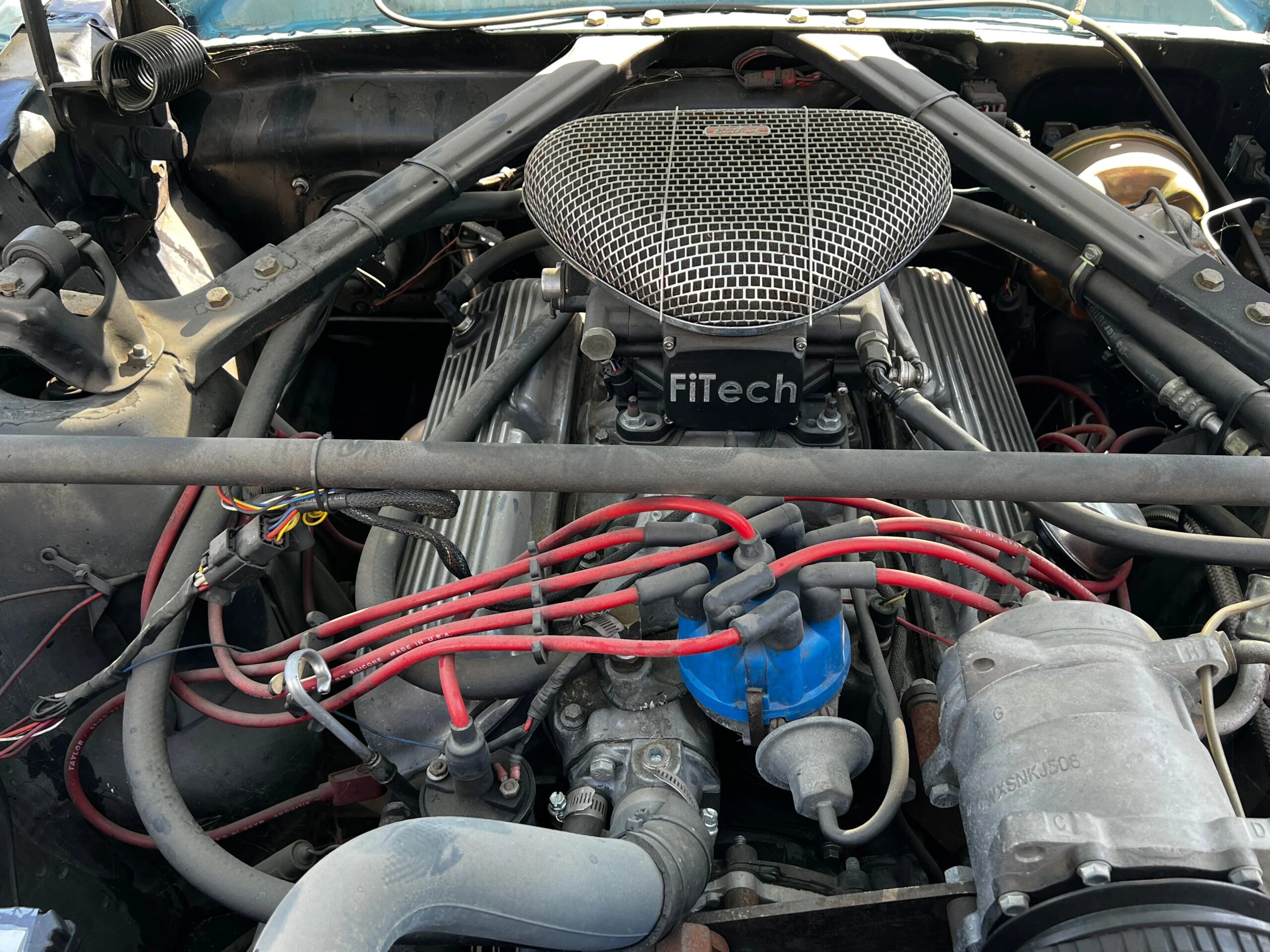Ford-Mustang-coupe-1965-Turquoise-White-12