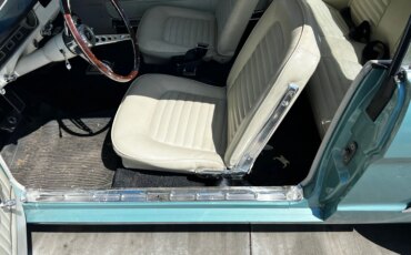 Ford-Mustang-coupe-1965-Turquoise-White-14