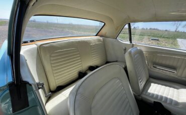Ford-Mustang-coupe-1965-Turquoise-White-18