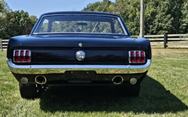 Ford-Mustang-coupe-1966-Black-Black-14