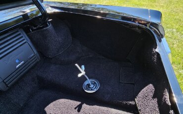 Ford-Mustang-coupe-1966-Black-Black-2