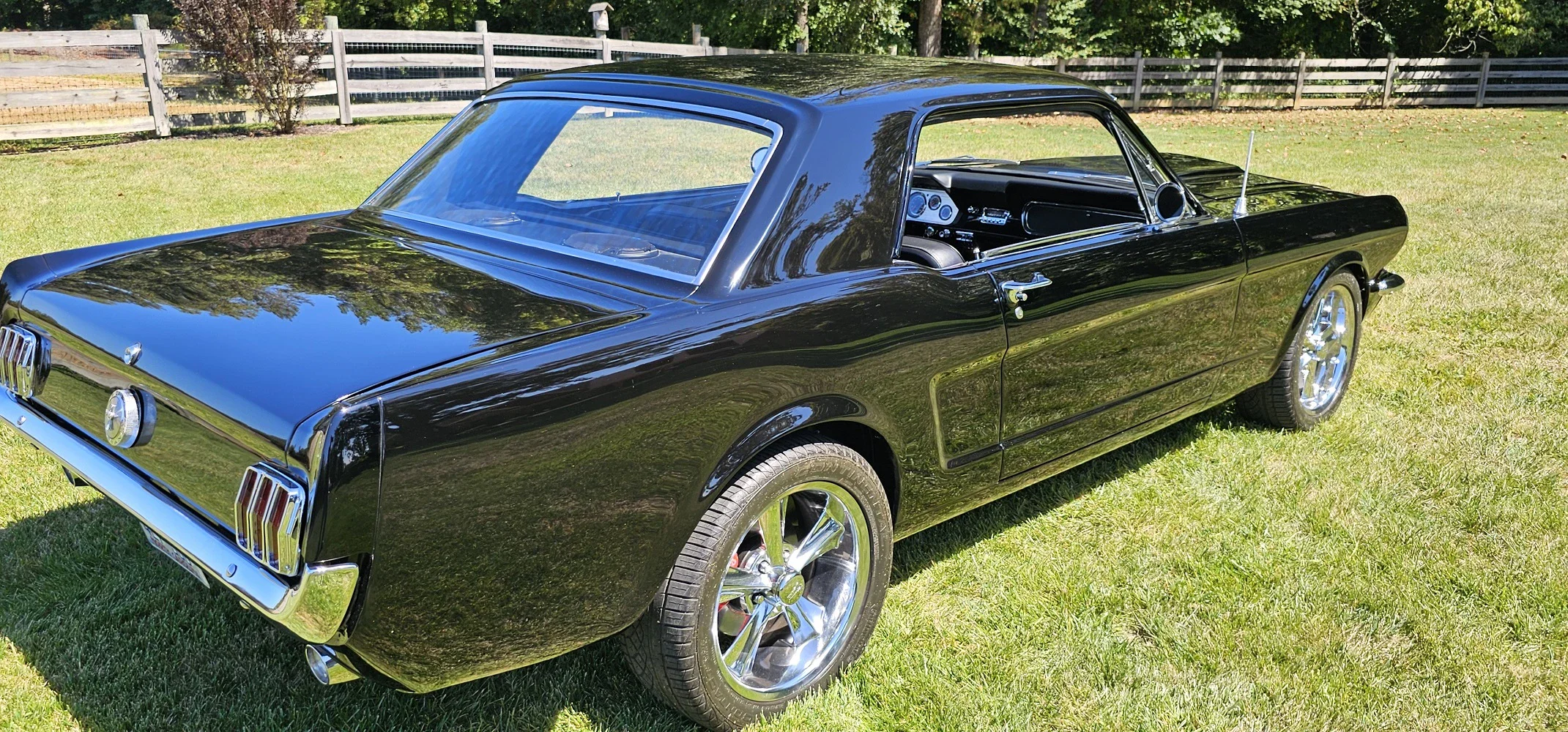 Ford-Mustang-coupe-1966-Black-Black-20