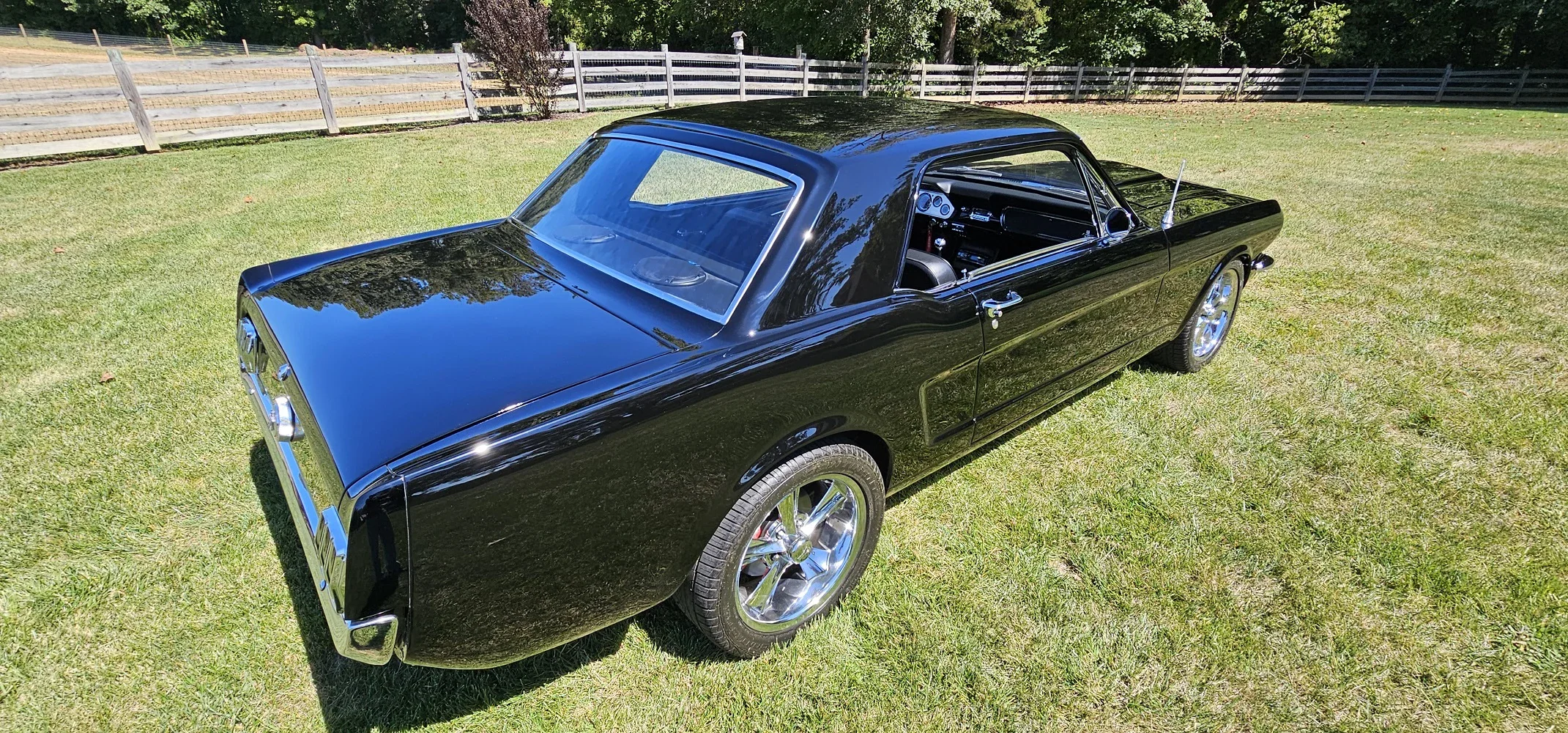 Ford-Mustang-coupe-1966-Black-Black-24