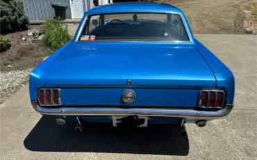 Ford-Mustang-coupe-1966-Blue-Black-11