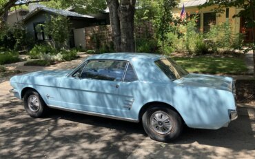 Ford-Mustang-coupe-1966-Blue-Blue