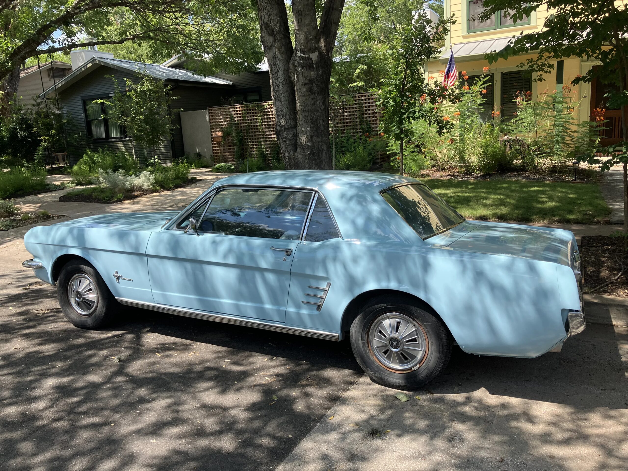 Ford-Mustang-coupe-1966-Blue-Blue