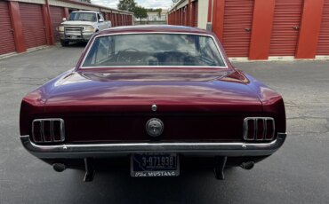 Ford-Mustang-coupe-1966-Burgundy-Black-5