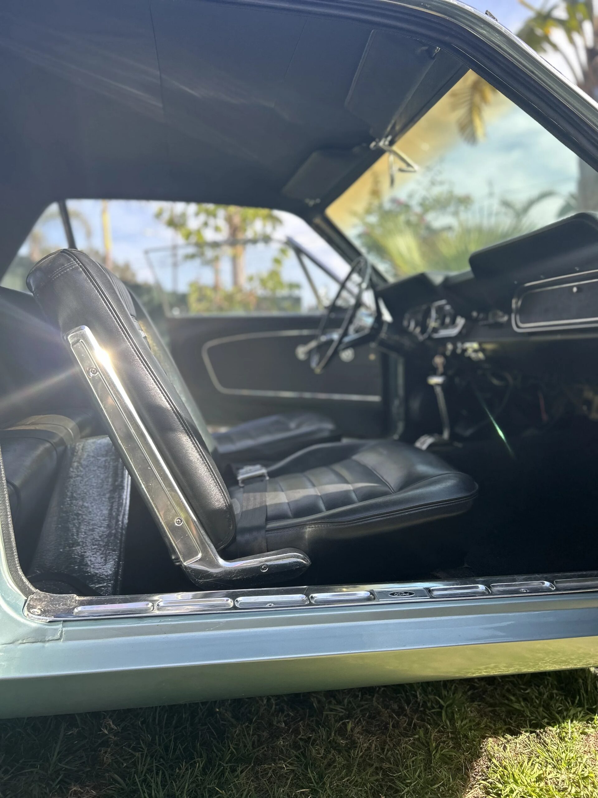 Ford-Mustang-coupe-1966-Green-Black-9