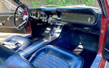 Ford-Mustang-coupe-1966-Red-Black-12
