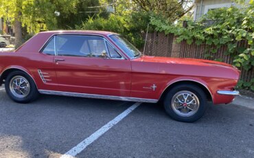 Ford-Mustang-coupe-1966-Red-Black-27