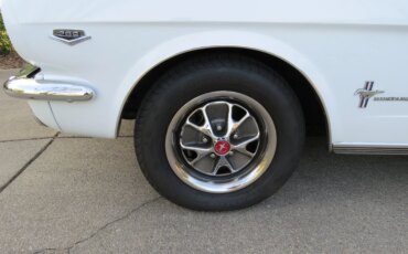 Ford-Mustang-coupe-1966-White-Black-4