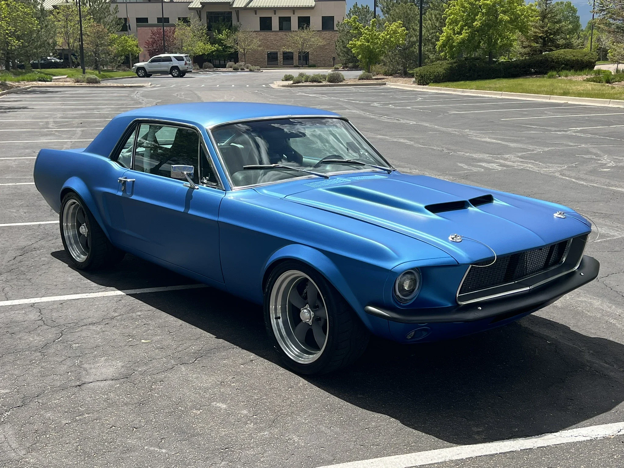 Ford-Mustang-coupe-1967-Blue-Black-3