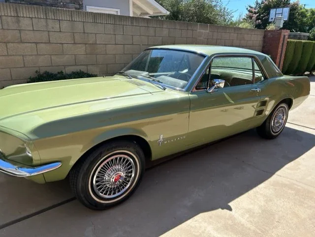 Ford-Mustang-coupe-1967-Green-Green-12