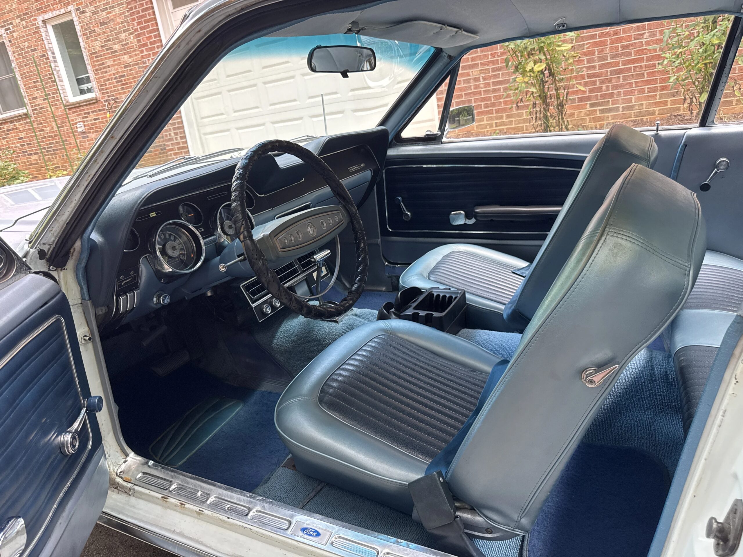 Ford-Mustang-coupe-1968-Blue-Blue-31