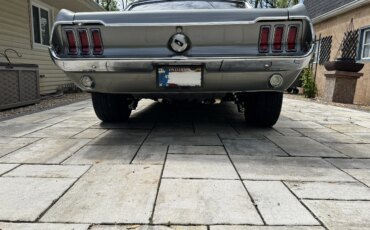 Ford-Mustang-coupe-1968-Gray-Black-10