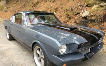 Ford-Mustang-fastback-1966-Gray-Red-6
