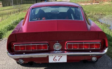 Ford-Mustang-fastback-1967-Red-Black-10