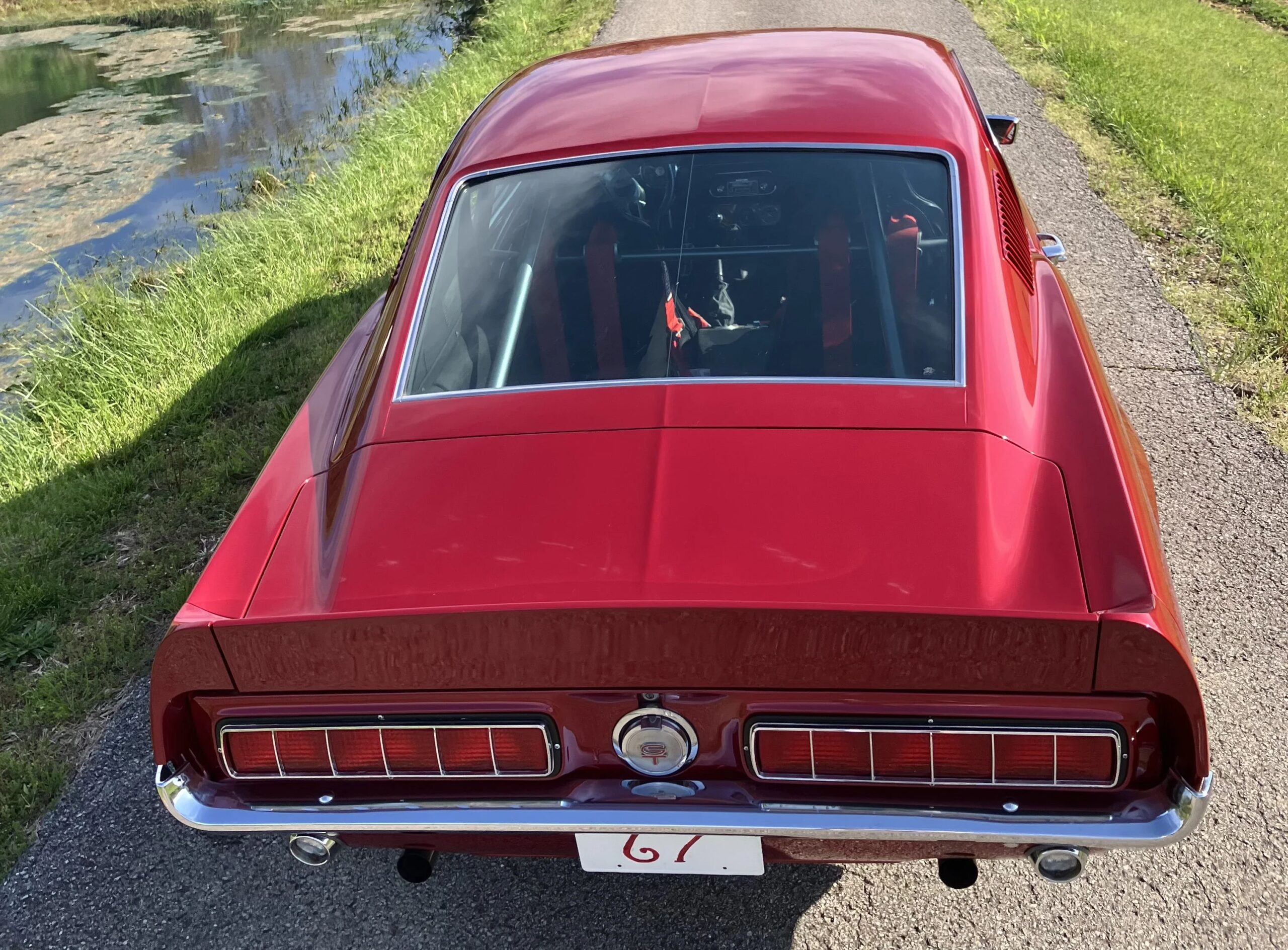 Ford-Mustang-fastback-1967-Red-Black-15