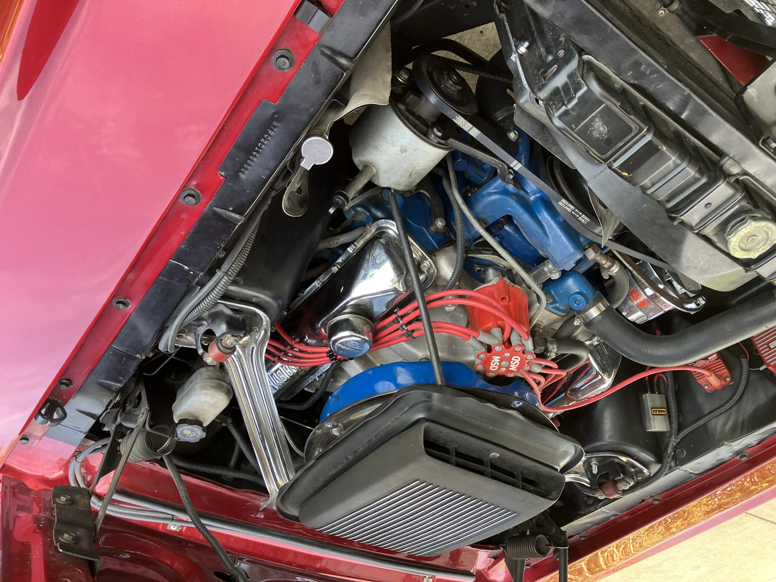 Ford-Mustang-fastback-1967-Red-Black-23