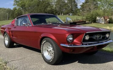 Ford-Mustang-fastback-1967-Red-Black-28