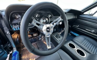 Ford-Mustang-fastback-1968-Silver-Black-23
