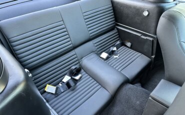Ford-Mustang-fastback-1968-Silver-Black-5