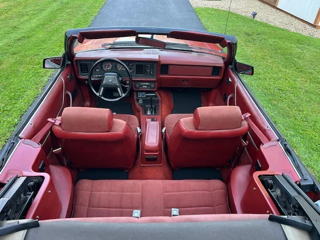 Ford-Mustang-glx-v8-convertible-1984-Red-Red-7