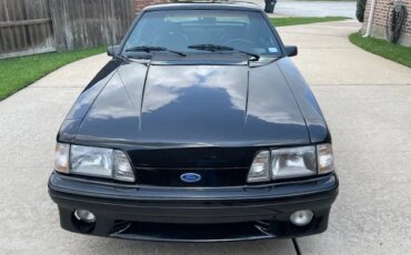 Ford-Mustang-gt-1990-Black-Black-13