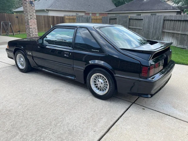 Ford-Mustang-gt-1990-Black-Black-16
