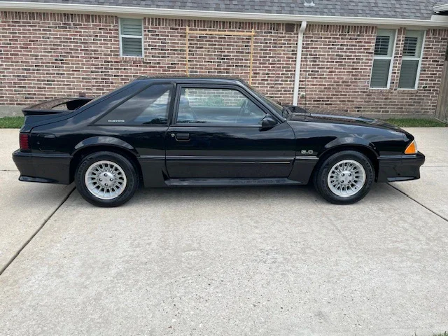 Ford-Mustang-gt-1990-Black-Black-17