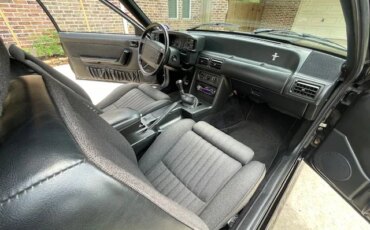 Ford-Mustang-gt-1990-Black-Black-23