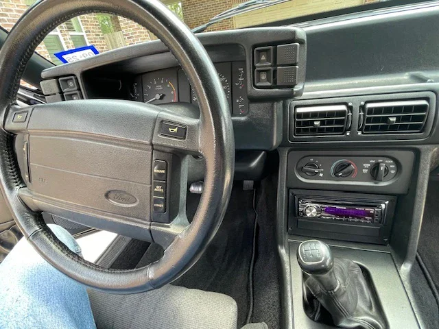 Ford-Mustang-gt-1990-Black-Black-30