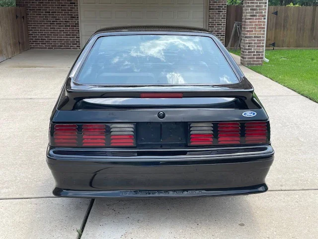 Ford-Mustang-gt-1990-Black-Black-36