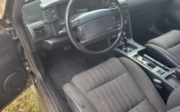 Ford-Mustang-gt-1991-Black-1