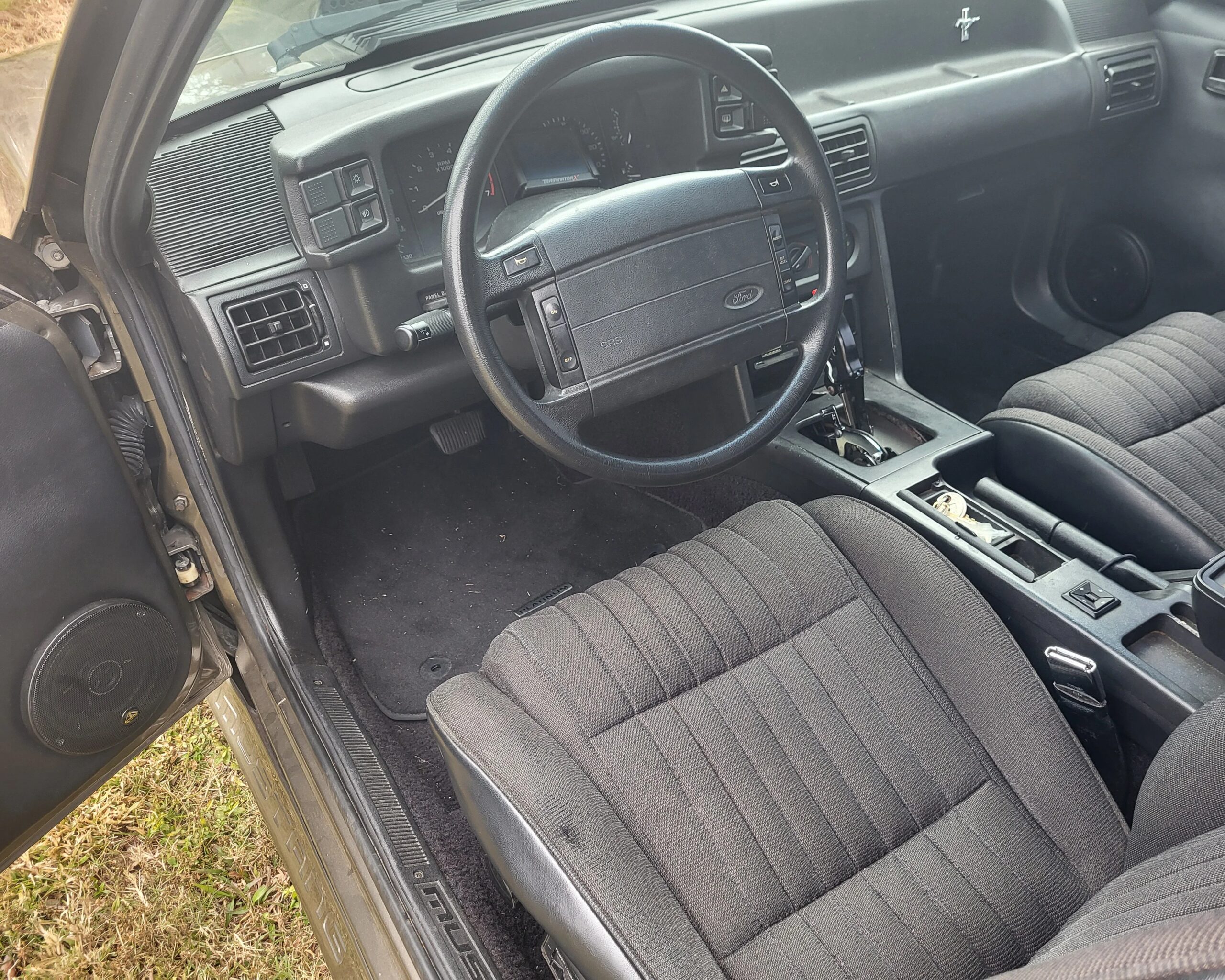 Ford-Mustang-gt-1991-Black-1
