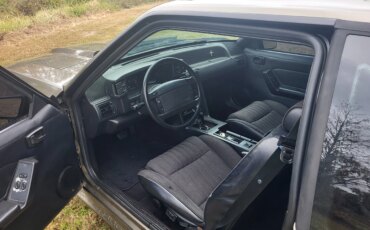 Ford-Mustang-gt-1991-Black-13