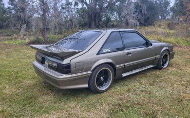 Ford-Mustang-gt-1991-Black-5