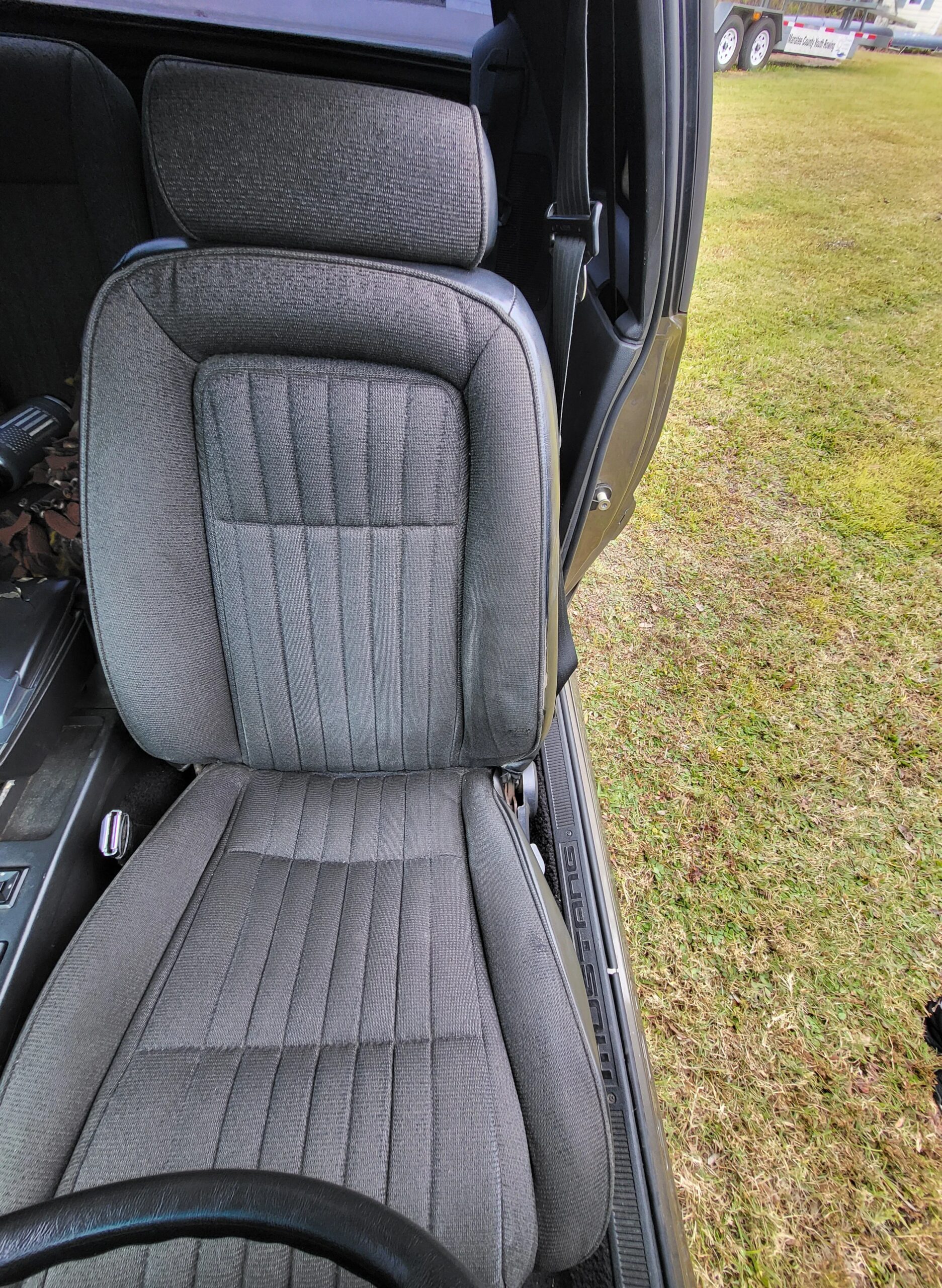 Ford-Mustang-gt-1991-Black-7