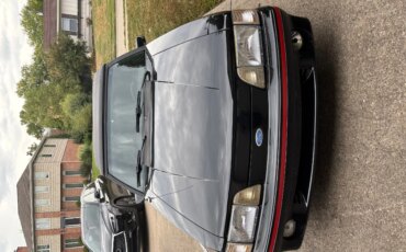 Ford-Mustang-gt-convertible-1987-Black-Red-1